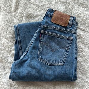 Vintage Levi’s 550 Sz 3 Junior